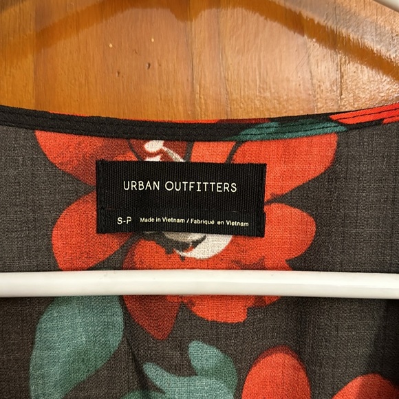 Urban Outfitters Floral Dress - Picture 2 of 4